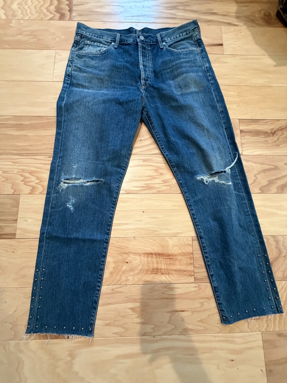 Citizens of Humanity Liya Jeans Women’s 31 Distressed Studded Raw Hem Button Fly